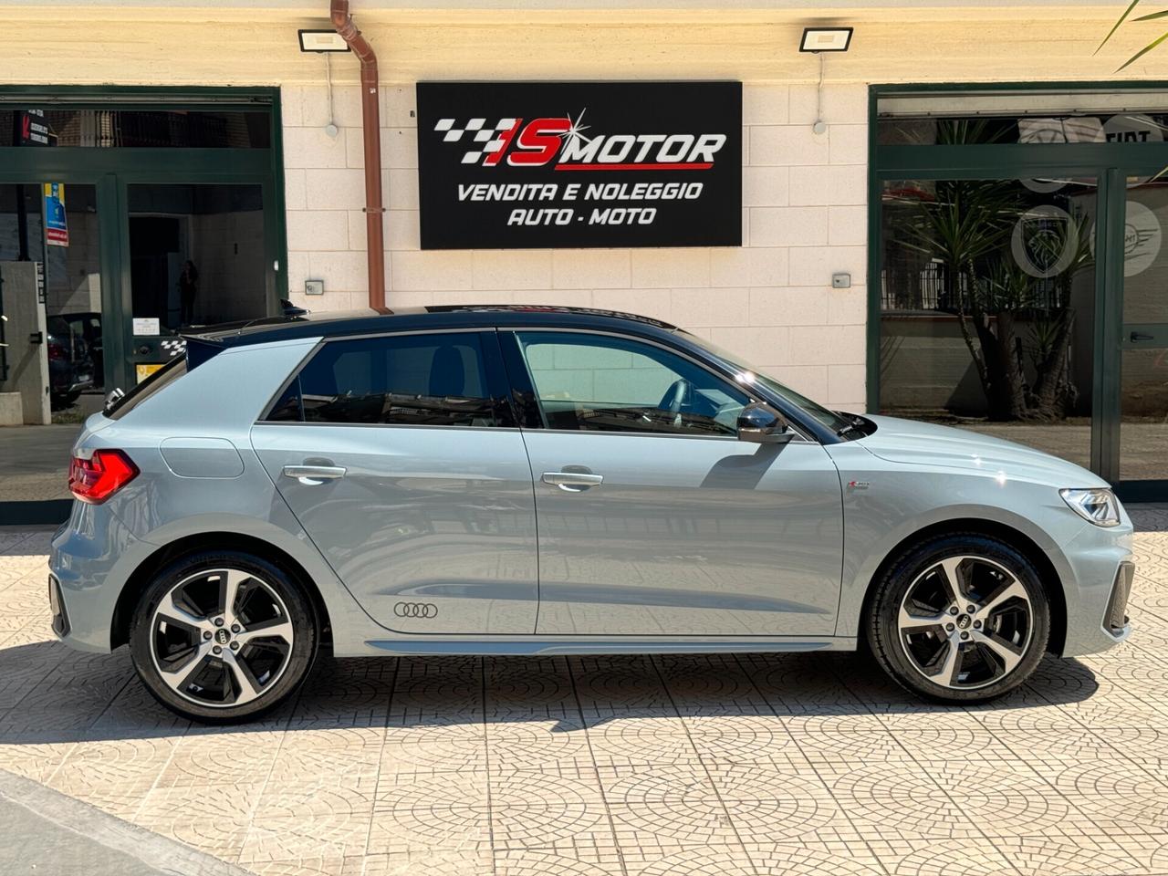 Audi A1 Sportback 25 1.0 tfsi S Line Identity Black