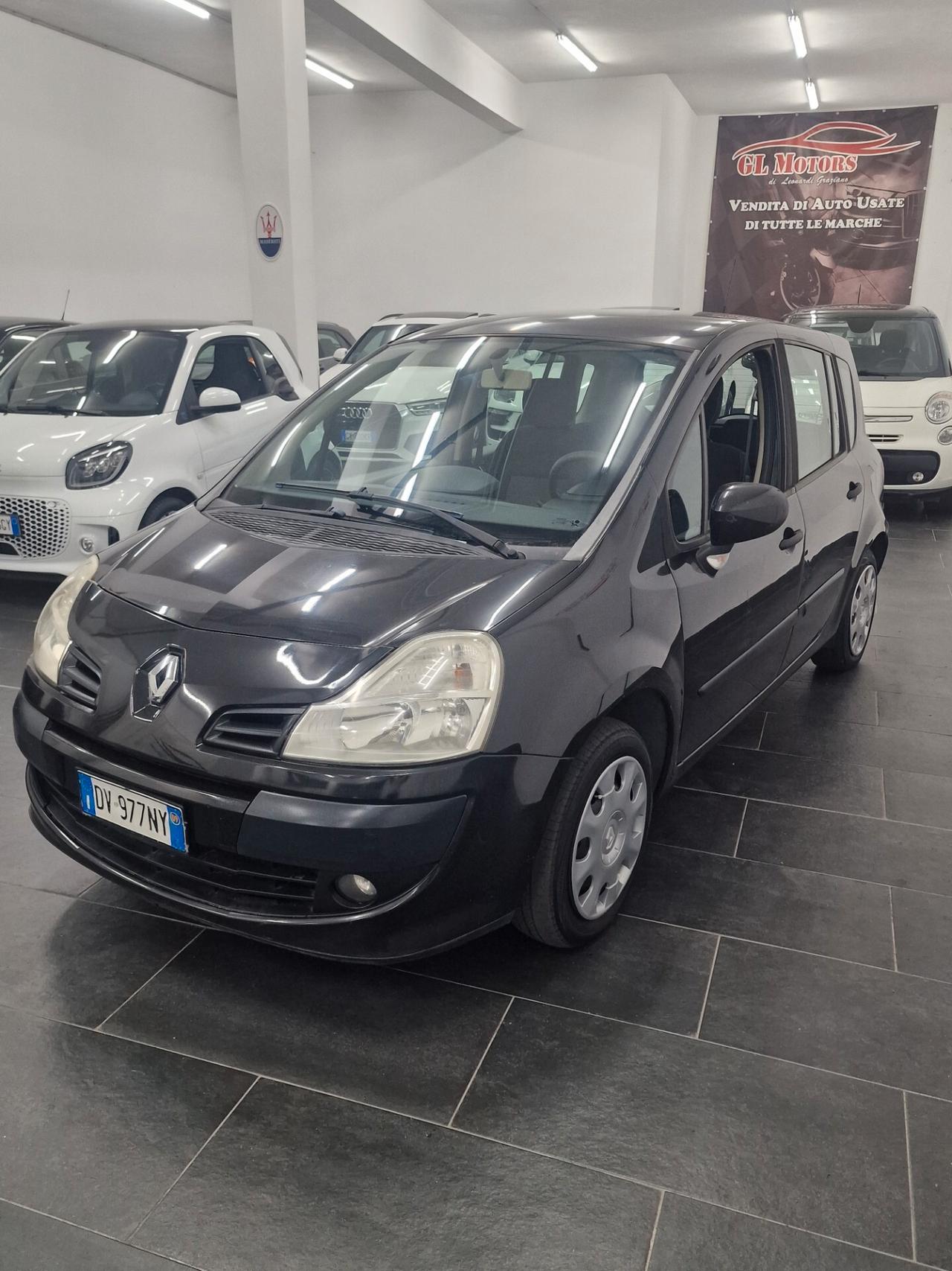 Renault Modus Grand 1.2 16V Dynamique