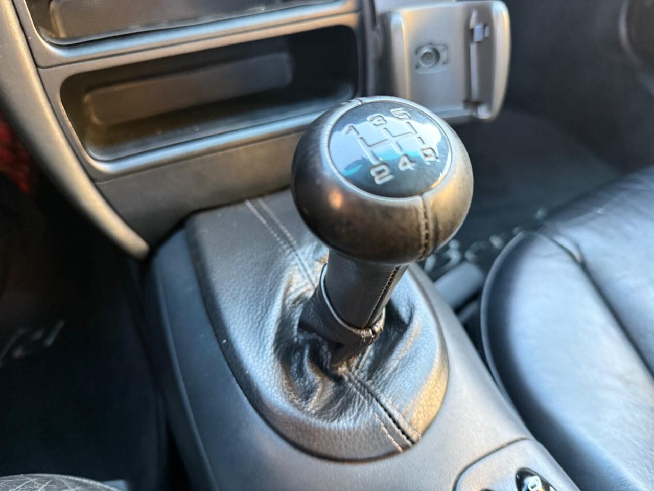 Porsche Boxster 2.5i 24V cat