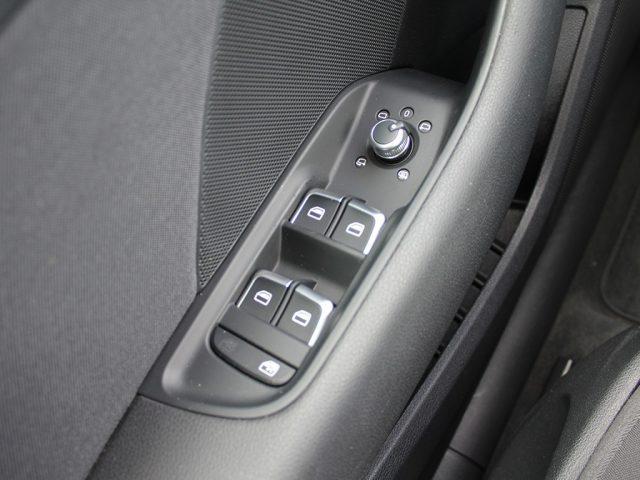 AUDI A3 1.2 TFSI 110 CV Business