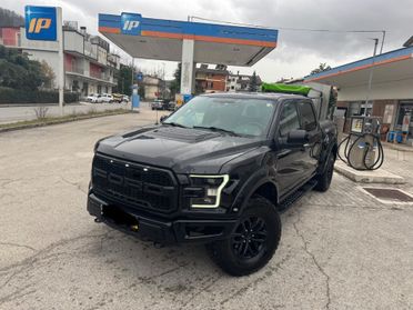 Ford F 150 RAPTOR no ranger