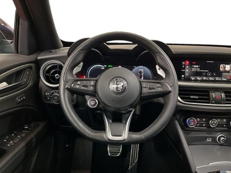 Alfa Romeo Stelvio 2023 2.2 t Veloce Q4 210cv auto