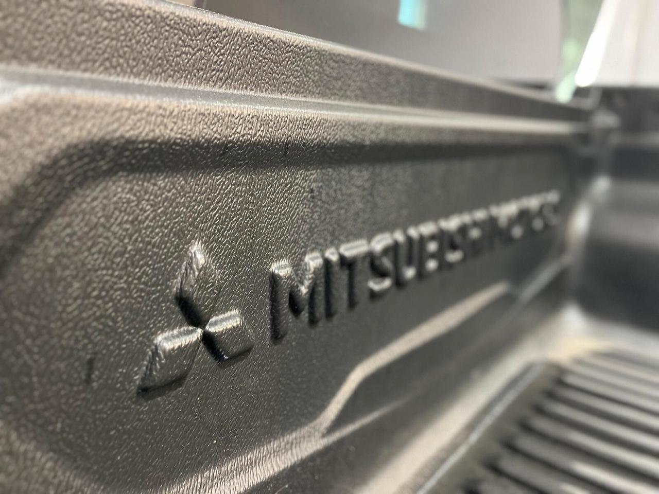 MITSUBISHI L200 2.3 D Double Cab 4x4 *2021* *UNICOPRO* *FULL*