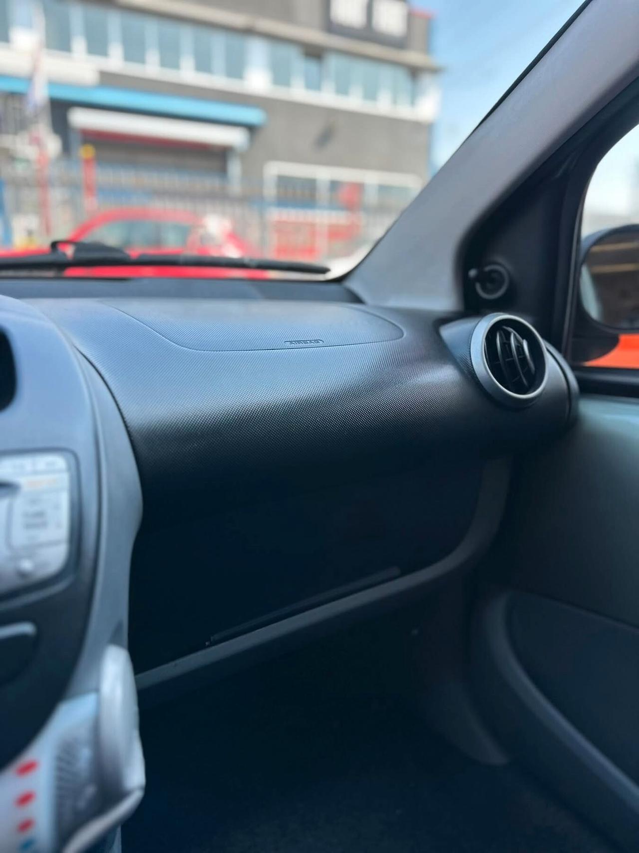 Citroen C1 1.0 5 porte neopatentati