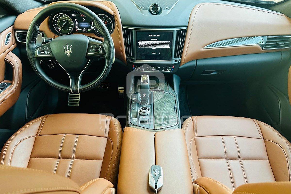 MASERATI Levante MHEV 330 CV AWD GT