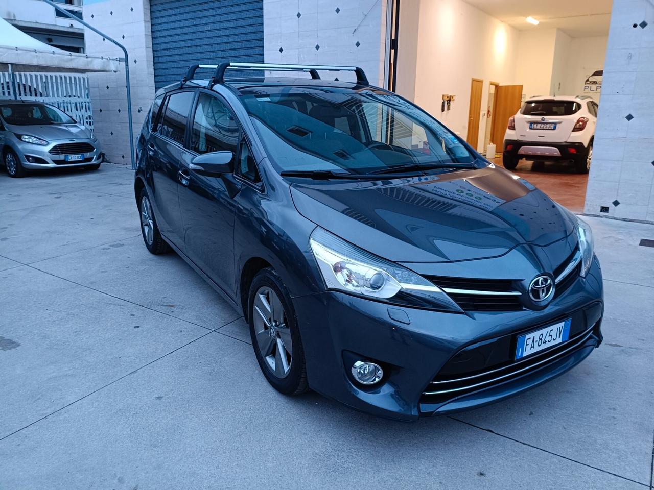 Toyota Verso 1.6 D-4D Style