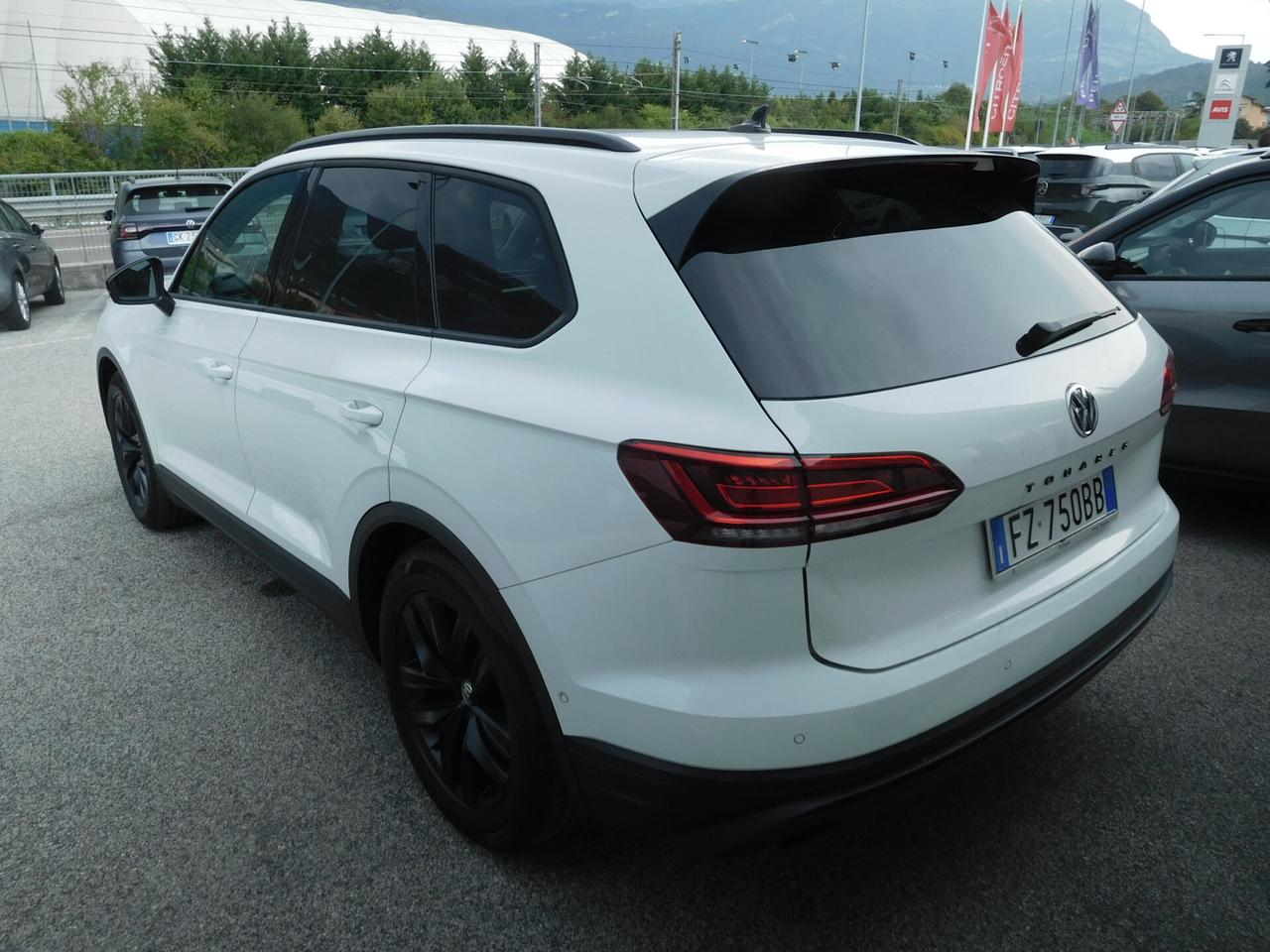 Volkswagen Touareg 3.0 V6 TDI SCR Black Style 231 cv 4Motion