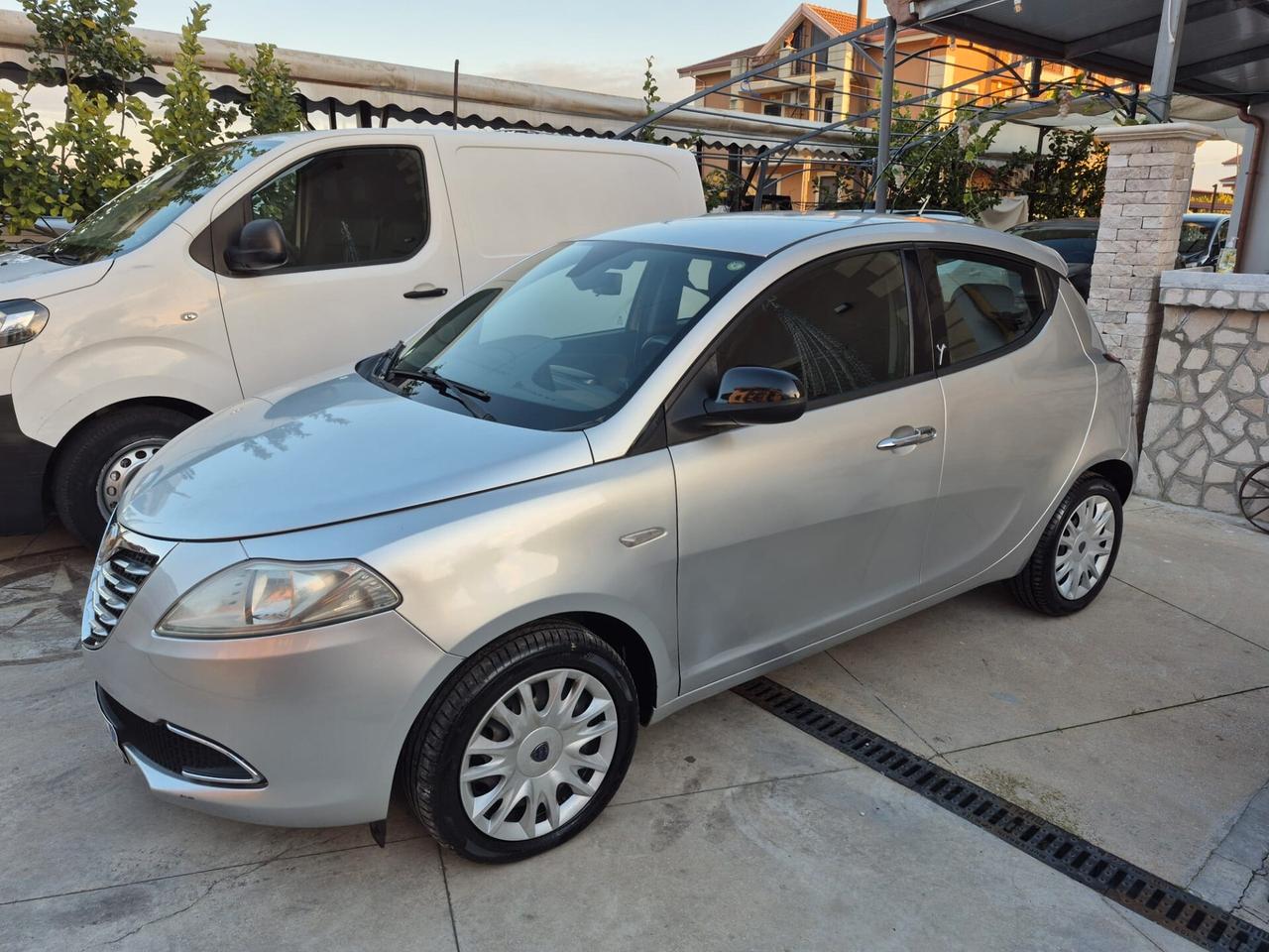 Lancia Ypsilon 1.3 MJT 16V 95 CV 5 porte S&S Platinum