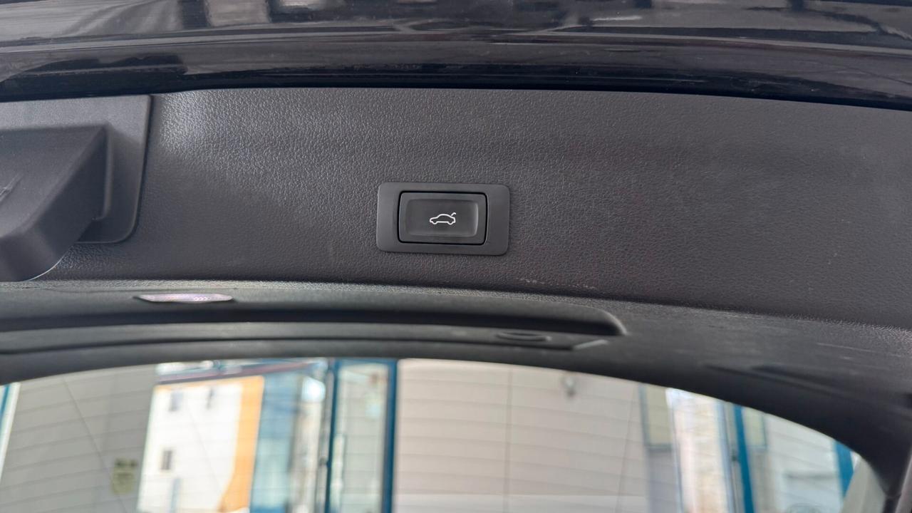Audi A6 Avant 40 2.0 TDI S tronic Business Design
