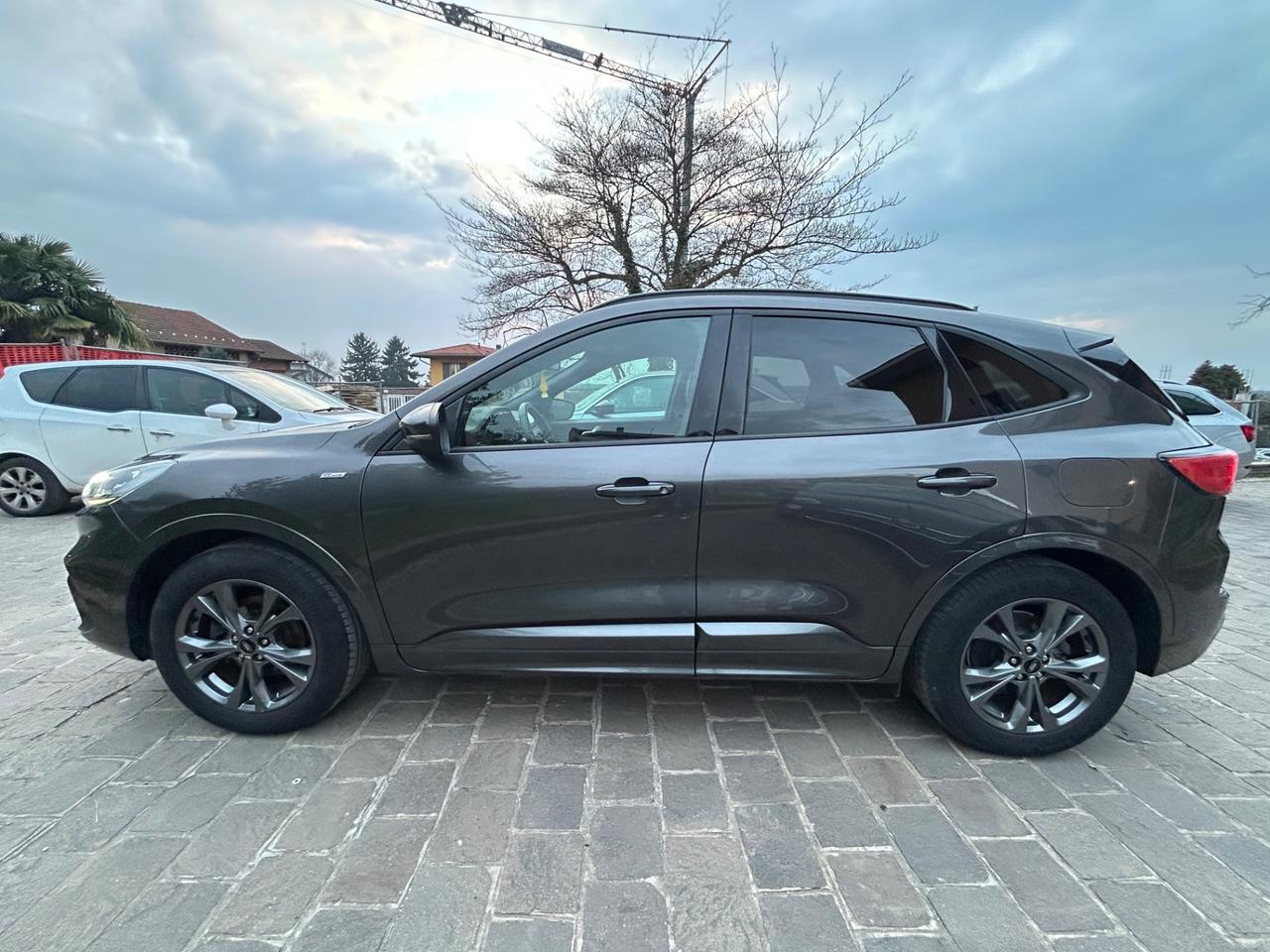 Ford Kuga ST-Line X benzina - no vincoli finanziari