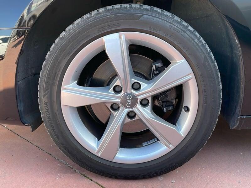 Audi A4 2.0 35 TDI Business Advanced S Tronic