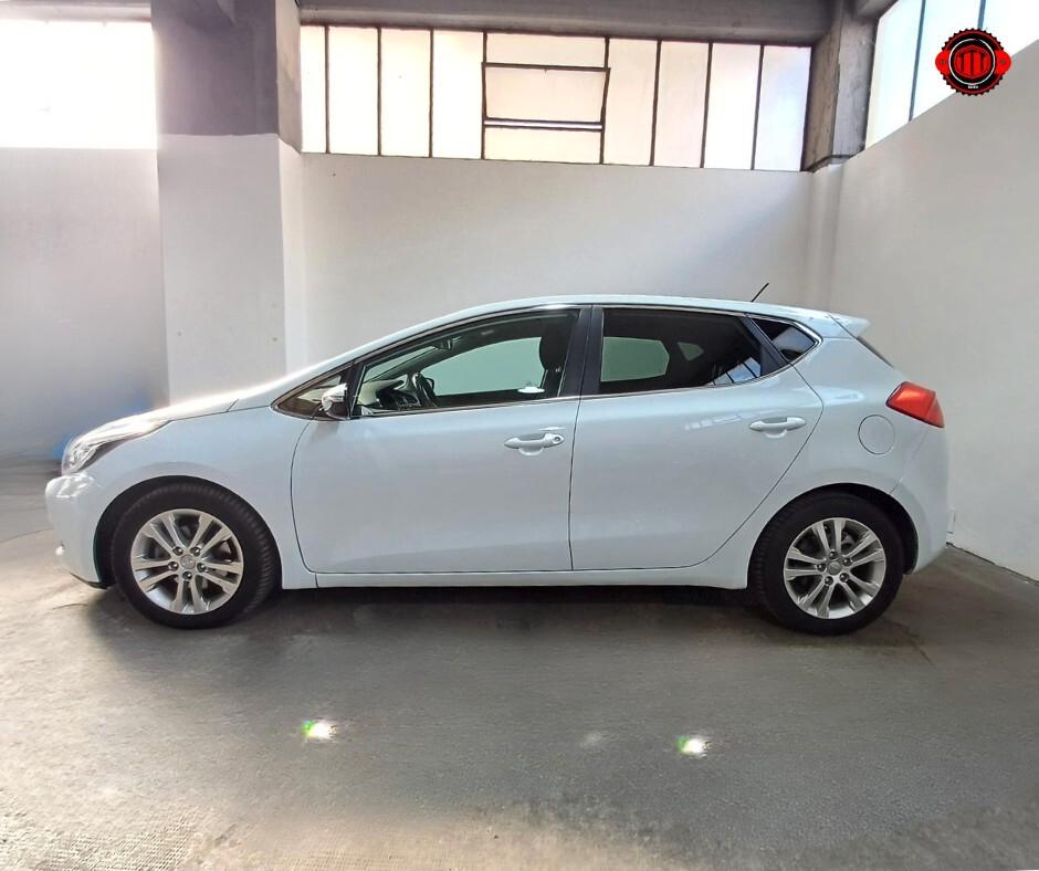 Kia Ceed cee'd 1.6 CRDi 110 CV 5 porte Cool