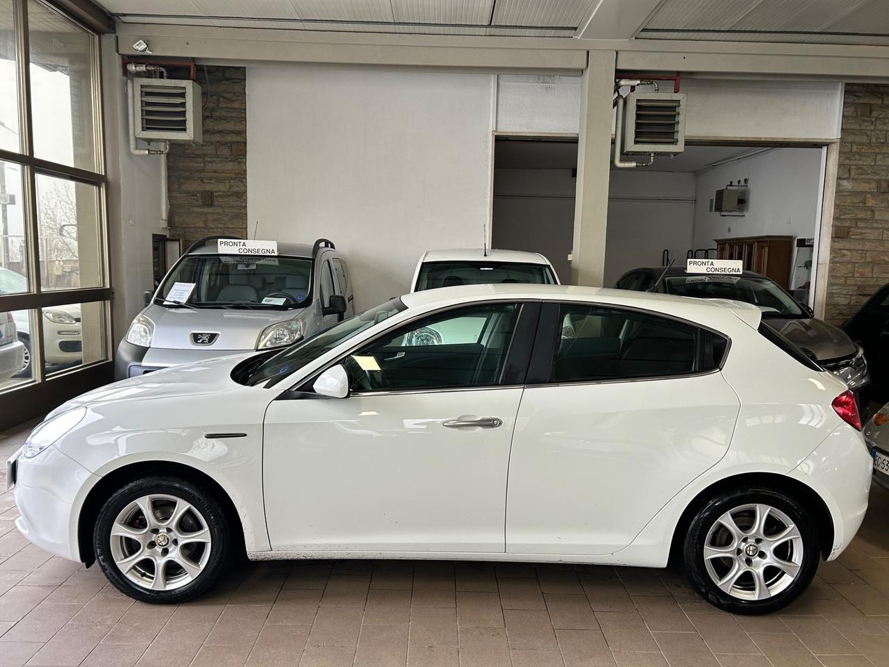 Alfa Romeo Giulietta 1.6 JTDm-2 105 CV Exclusive