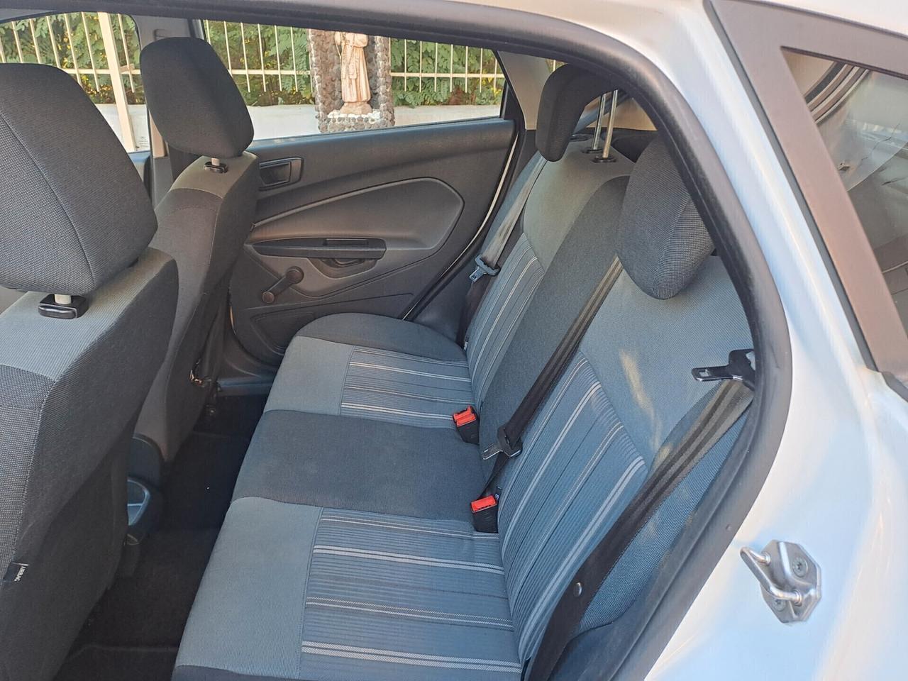 Ford Fiesta 1.4 5 porte Bz.- GPL Titanium