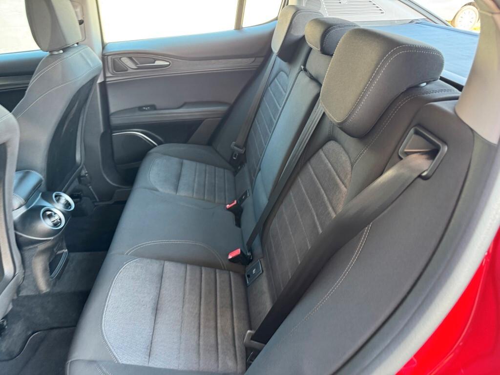 Alfa Romeo Stelvio 2.2 T Business Rwd 190cv Auto