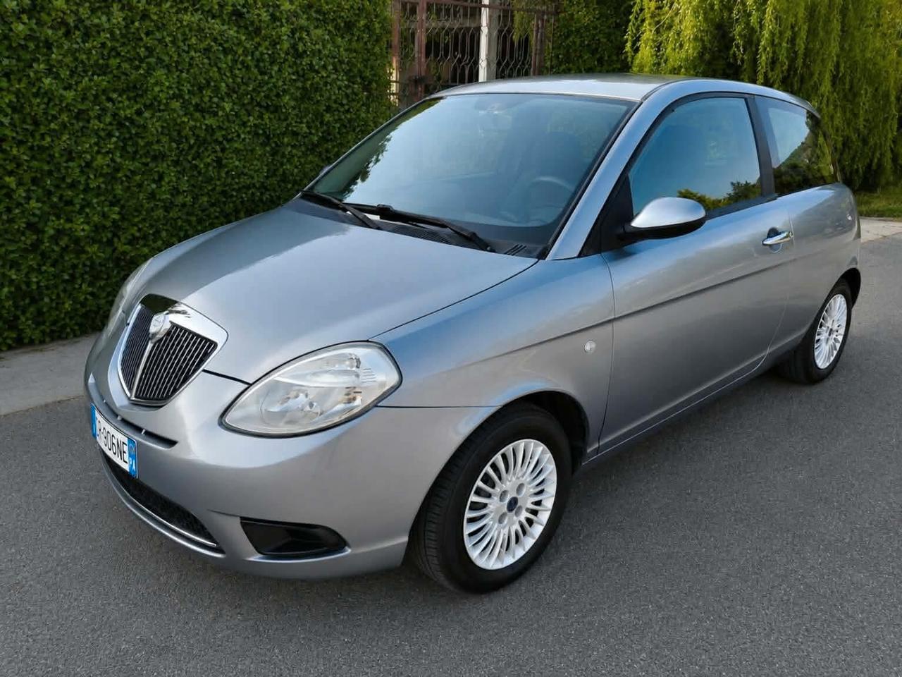 Lancia Ypsilon 1.2 Benzina Full Optional – NUOVA