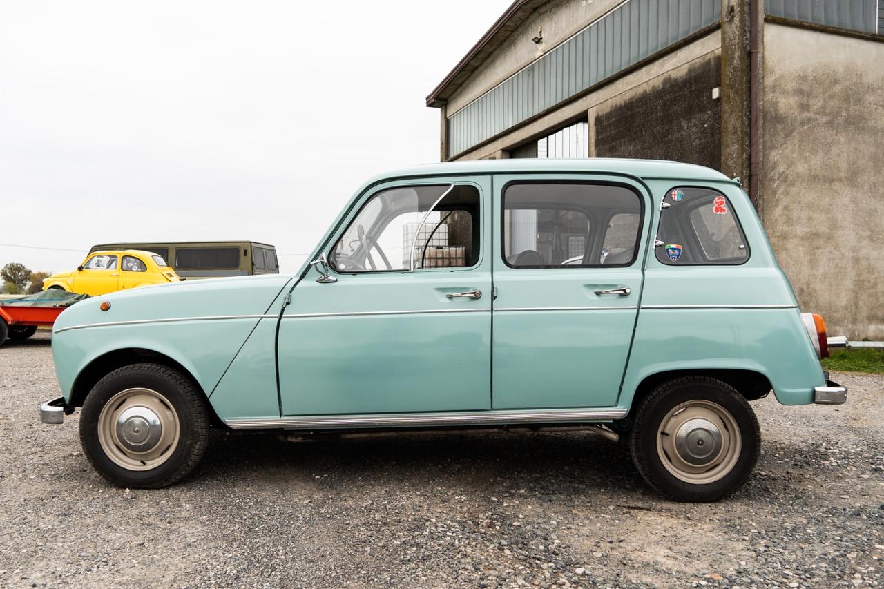 Renault R4L - RARA PRODUZIONE ALFA ROMEO - TARGA NERA ORIGINALE