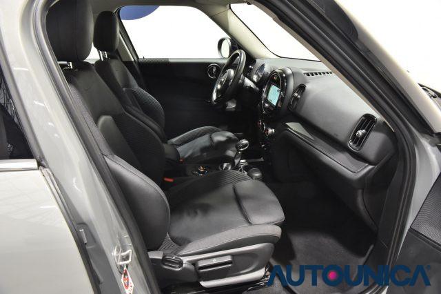 MINI Countryman 2.0 COOPER D AUTOMATICA NAVIGATORE FARI LED