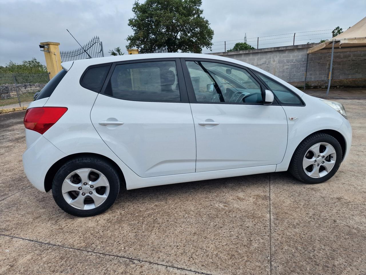 Kia Venga 1.4 CRDi 90CV WGT EX