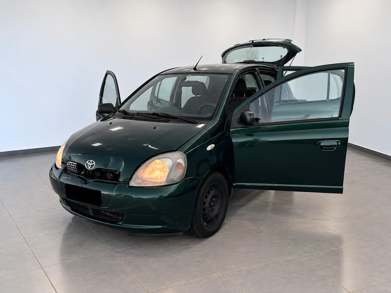 Toyota Yaris 1.0i 16V cat 5 porte