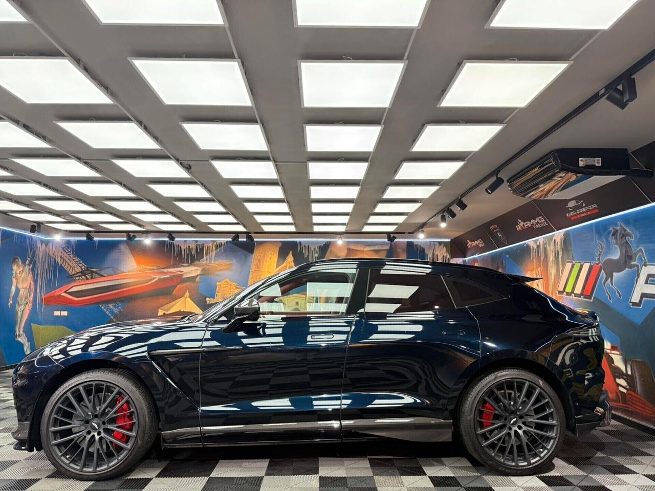 Aston Martin DBX 707 (143)