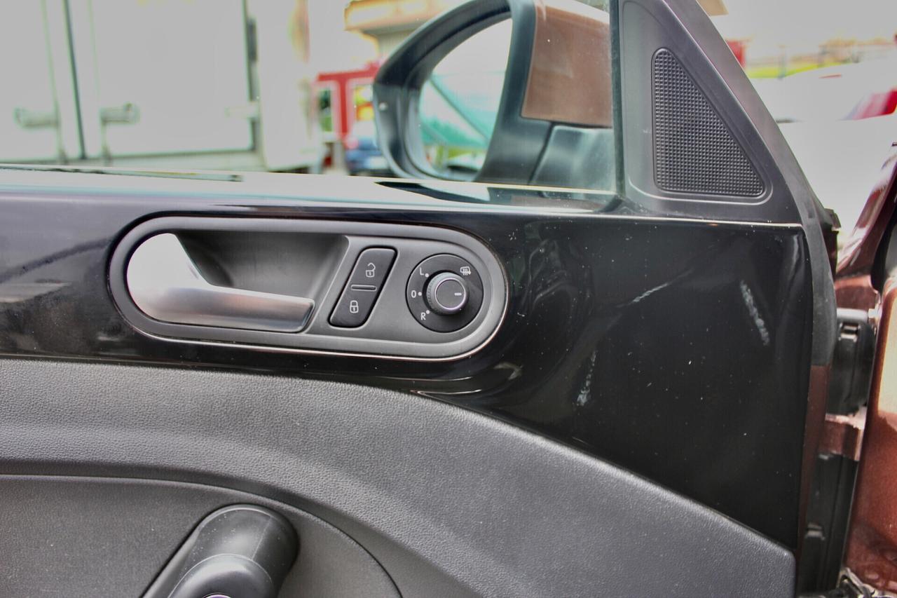 VOLKSWAGEN MAGGIOLINO 1.2 TSI ALLSTAR SPORT 6 MARCE PER NEOPATENTATI