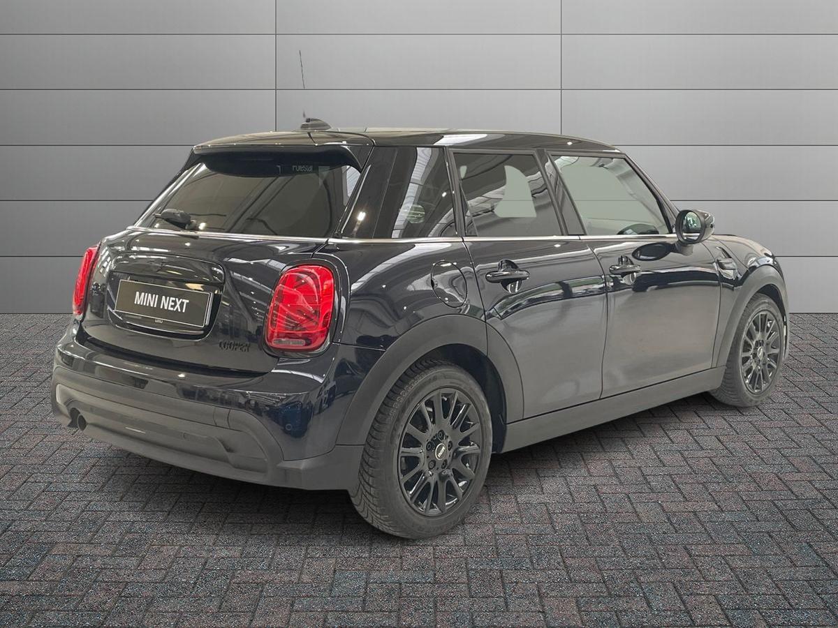 MINI Mini IV F55 2021 5p - Mini 5p 1.5 Cooper Classic auto