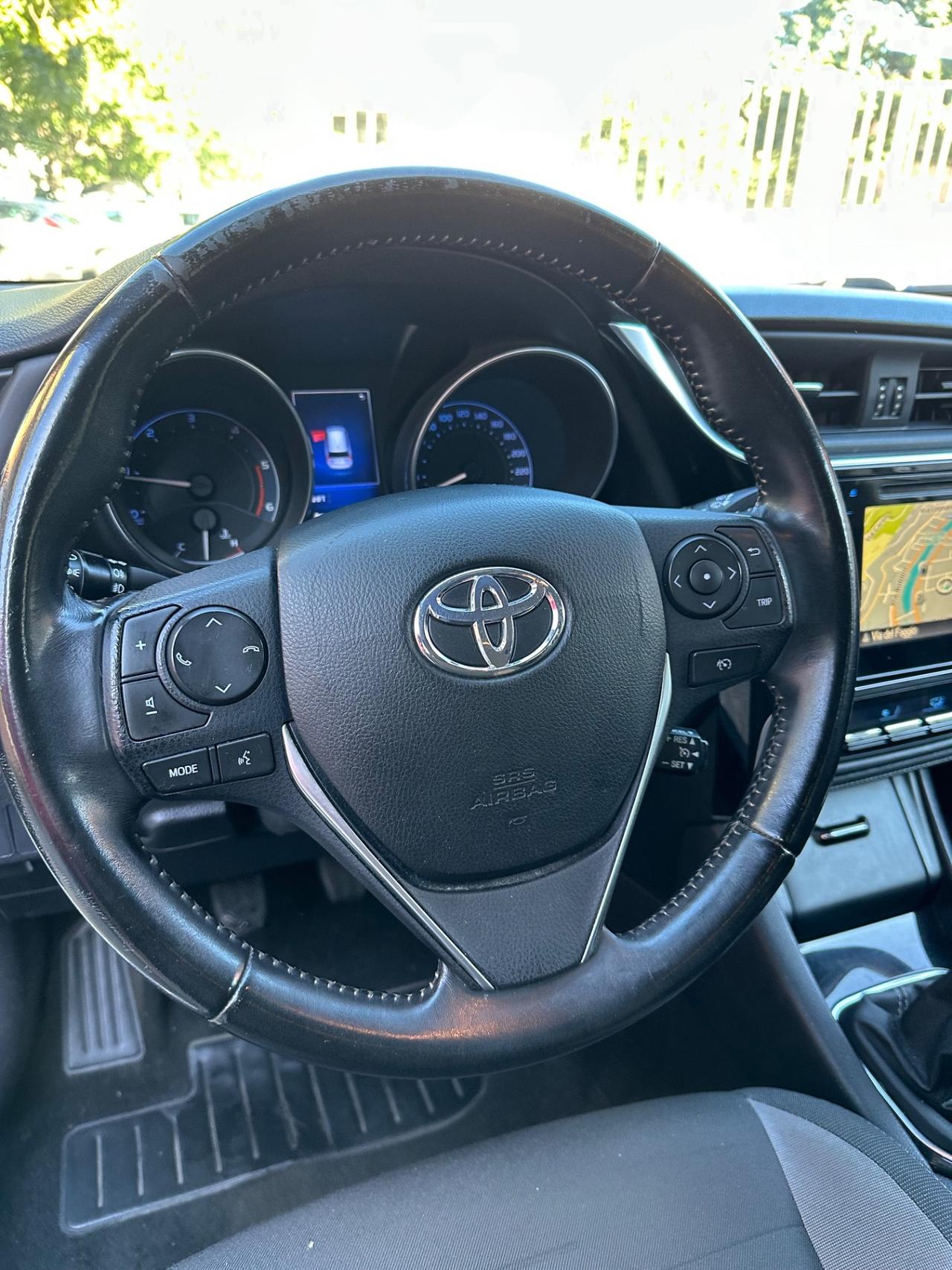 Toyota Auris Touring Sports 1.6 D-4D Business