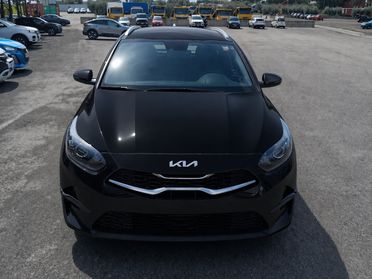 KIA Ceed III 2022 SW - Ceed SW 1.6 crdi mhev Business 136cv dct