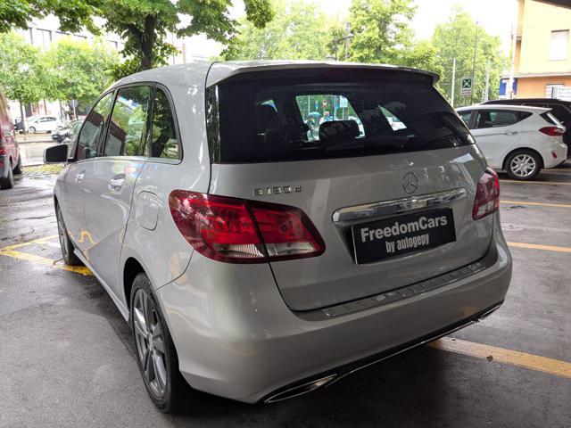 MERCEDES-BENZ B 180 d Premium