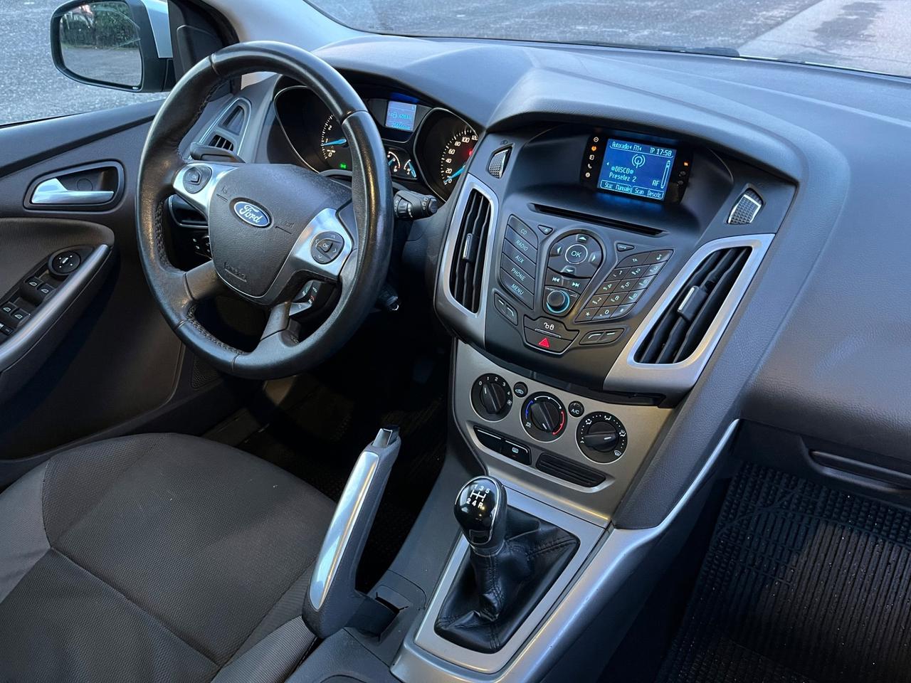 Ford Focus 1.6 Ti-VCT 125 CV