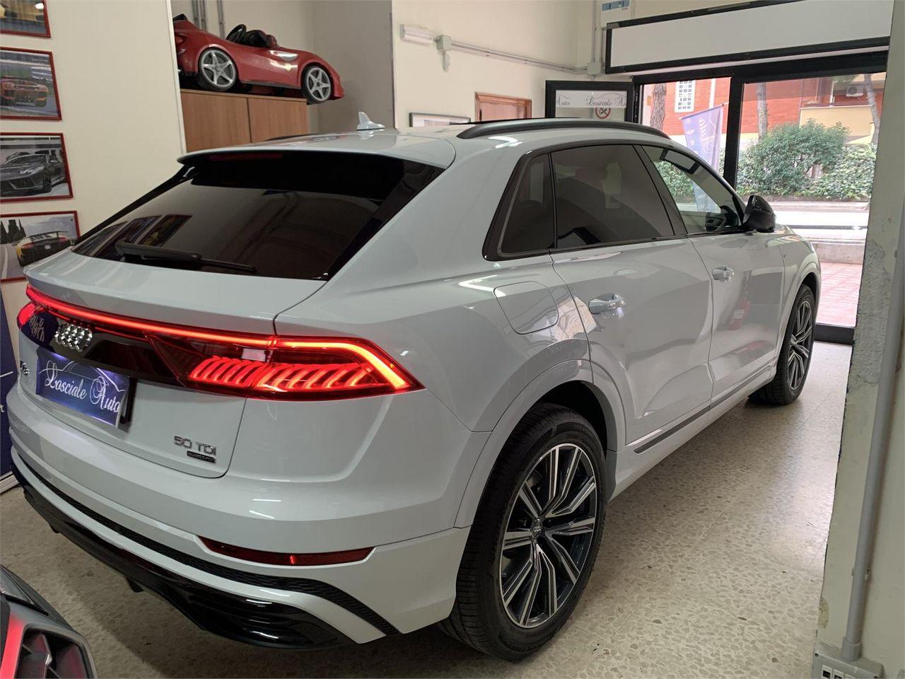 AUDI Q8 Q8 50 TDI 286 CV quattro tiptronic S LINE