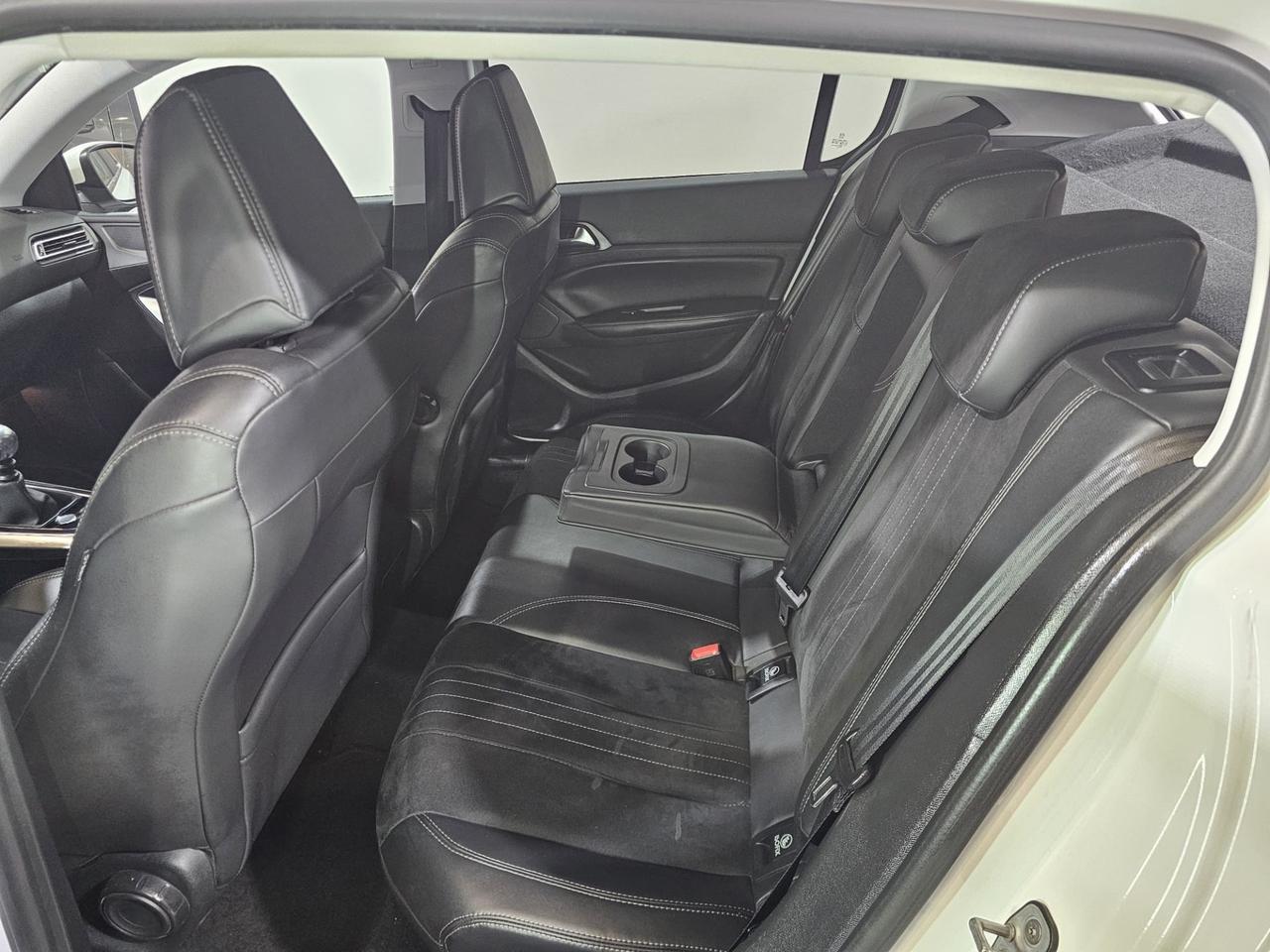 Peugeot 308 BlueHDi 120 S&S Allure