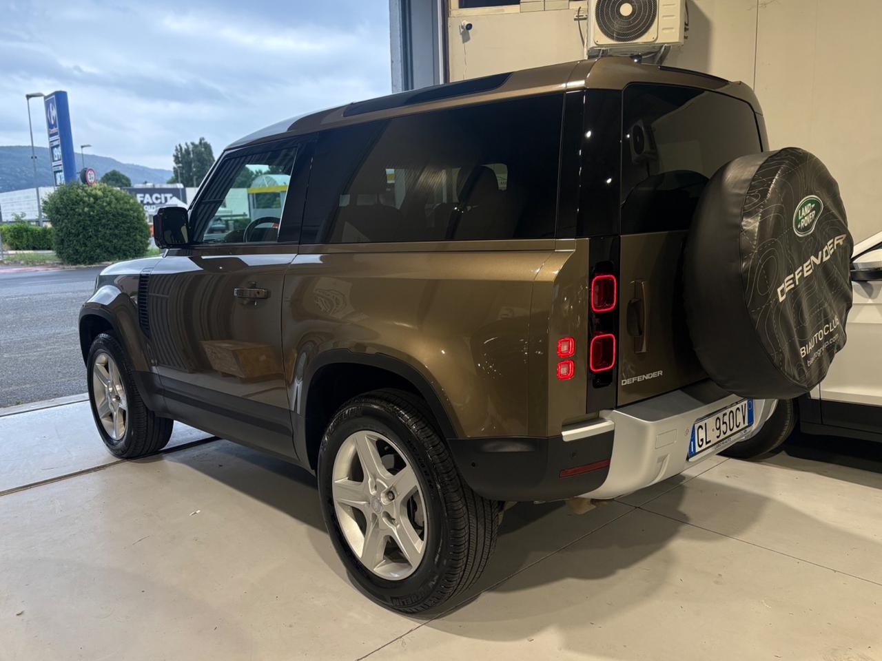 Land Rover Defender 90 3.0D I6 200 CV AWD Auto X-Dynamic SE