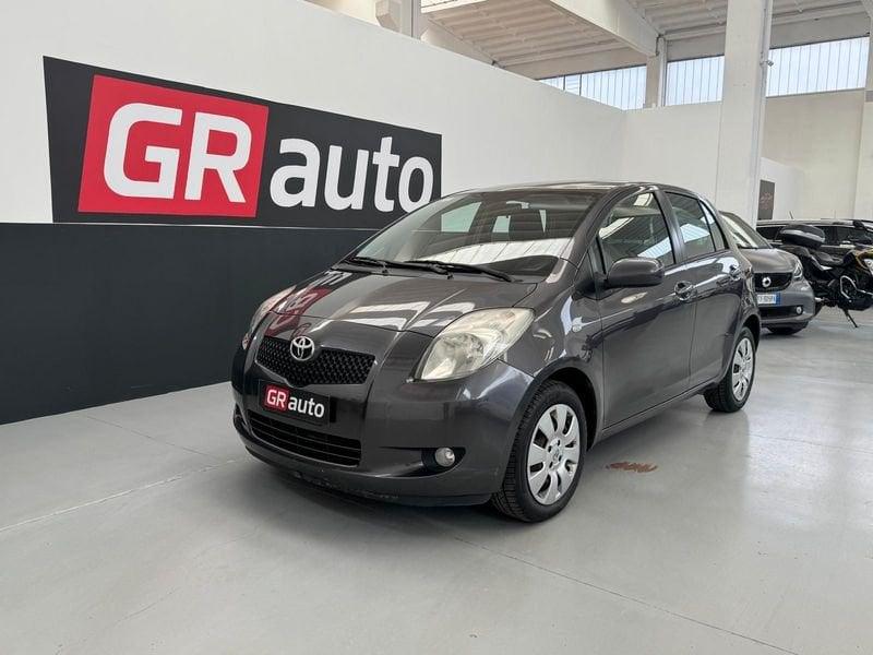 Toyota Yaris Yaris 5p 1.3 Sol