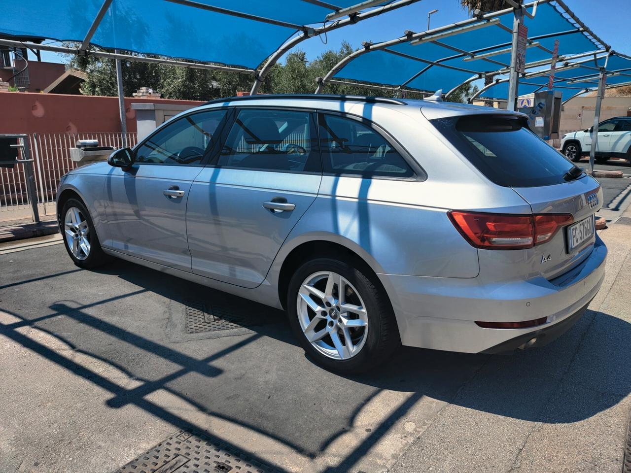 Audi A4 Avant 2.0 TDI 150 CV ultra S tronic