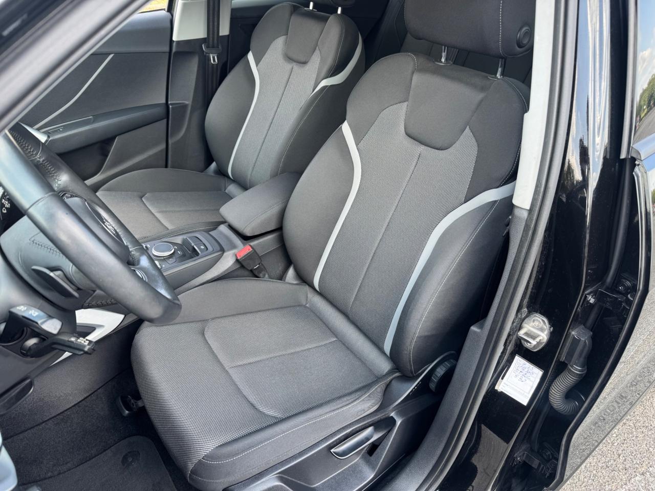 Audi Q2 35 TDI DSG S-line Manutenzione completa!!!