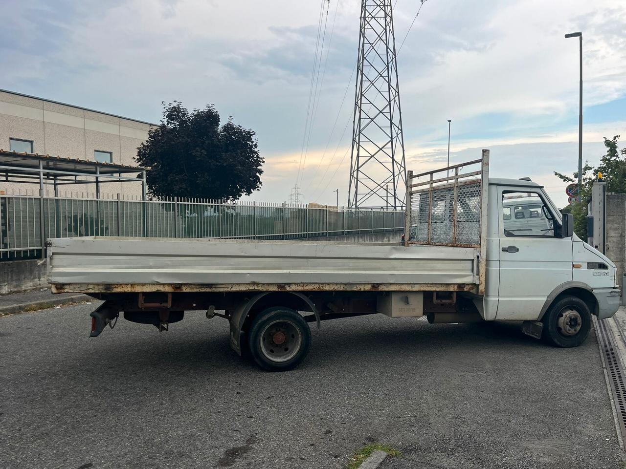 IVECO DAILY 35 CASSONE FISSO 4,55METRI