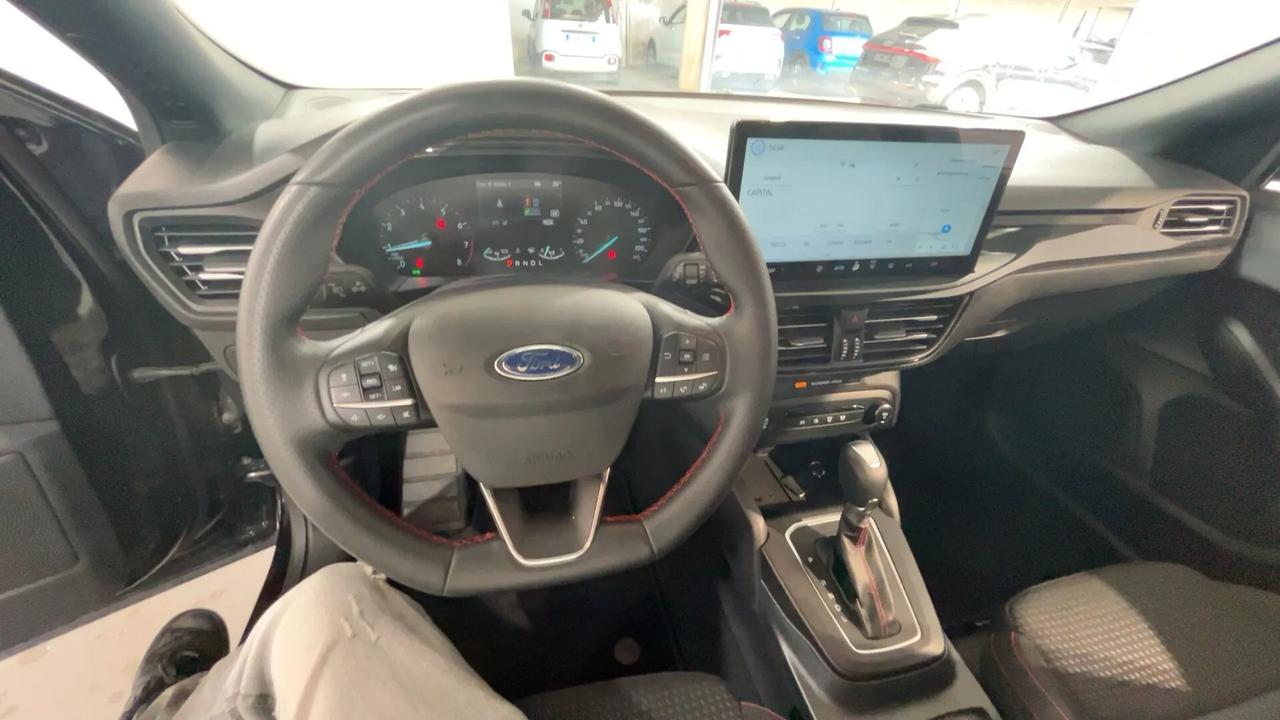Ford Focus 1.0 EcoBoost Hybrid 155 CV 5p. ST-Line