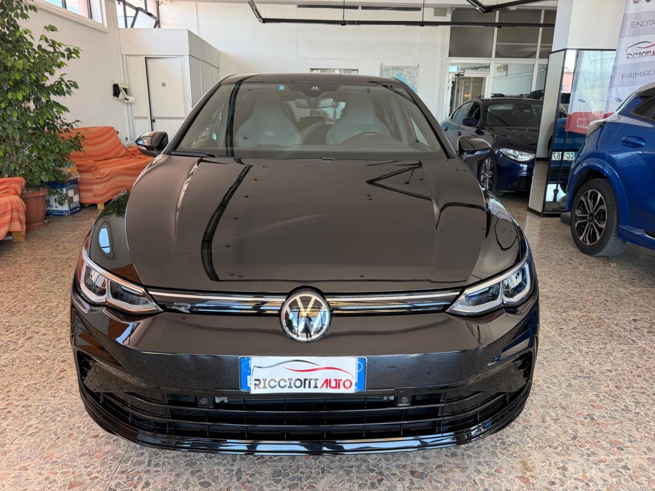 Volkswagen Golf 1.5 eTSI 150 CV EVO ACT DSG R-Line