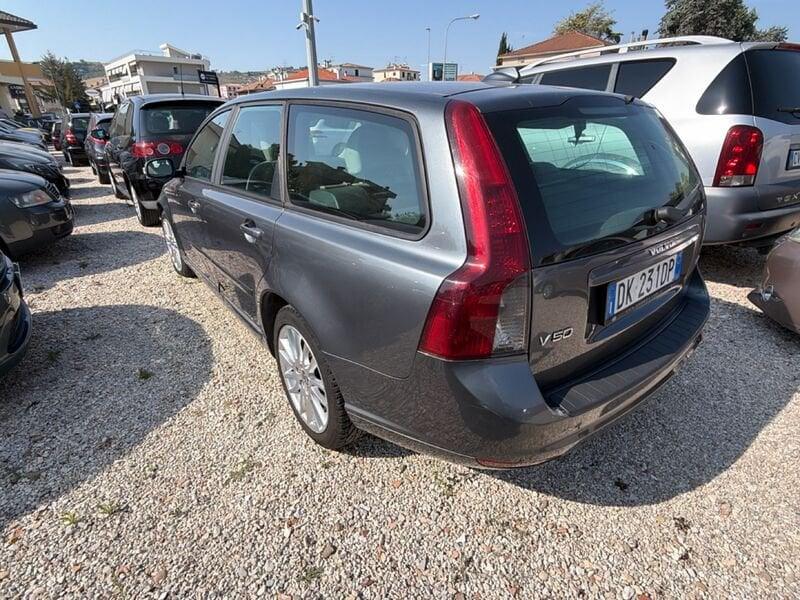 Volvo V50 V50 1.6d Momentum