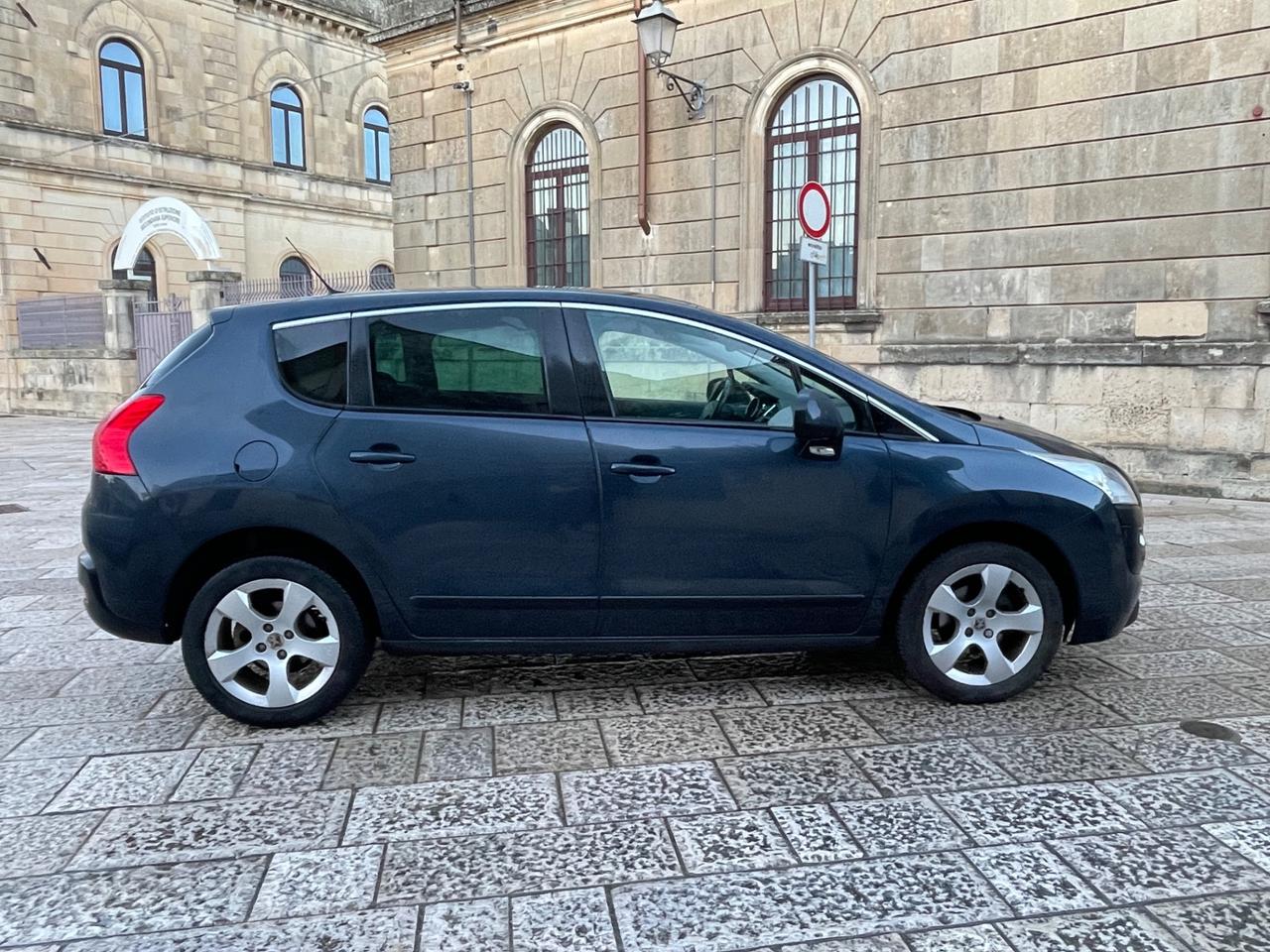Peugeot 3008 1.6 HDi 115CV Business