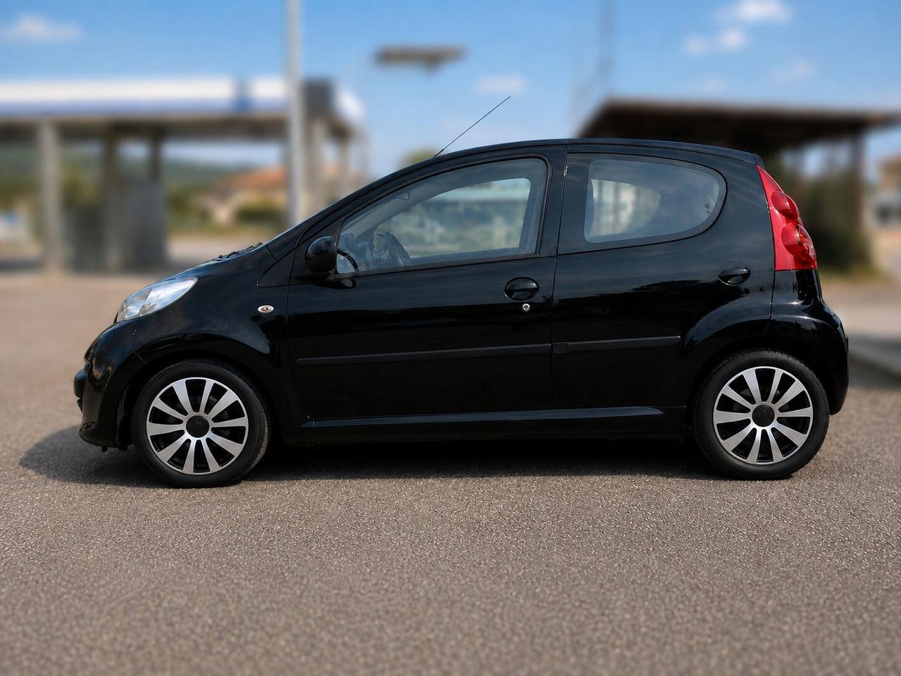 Peugeot 107 1.0 68CV 5p. Plaisir