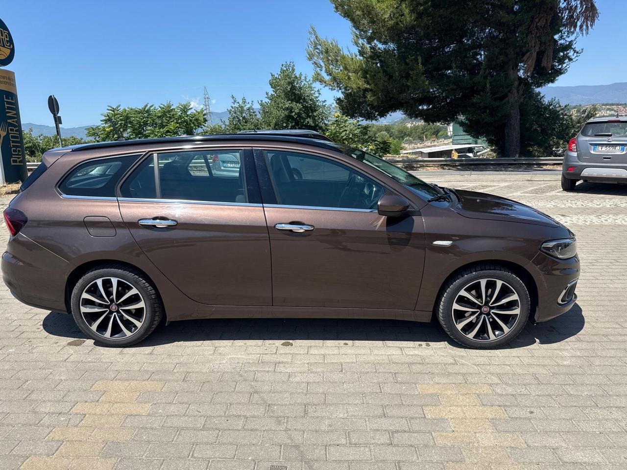 Fiat Tipo 1.6 Mjt S&S 5 porte S-Design