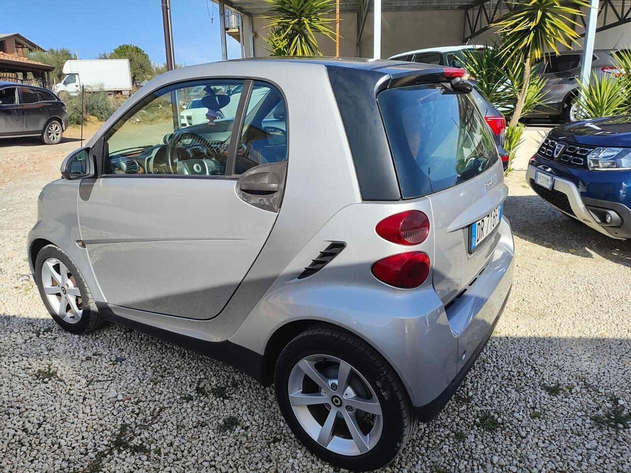 Smart ForTwo 1000 62 kW coupé passion