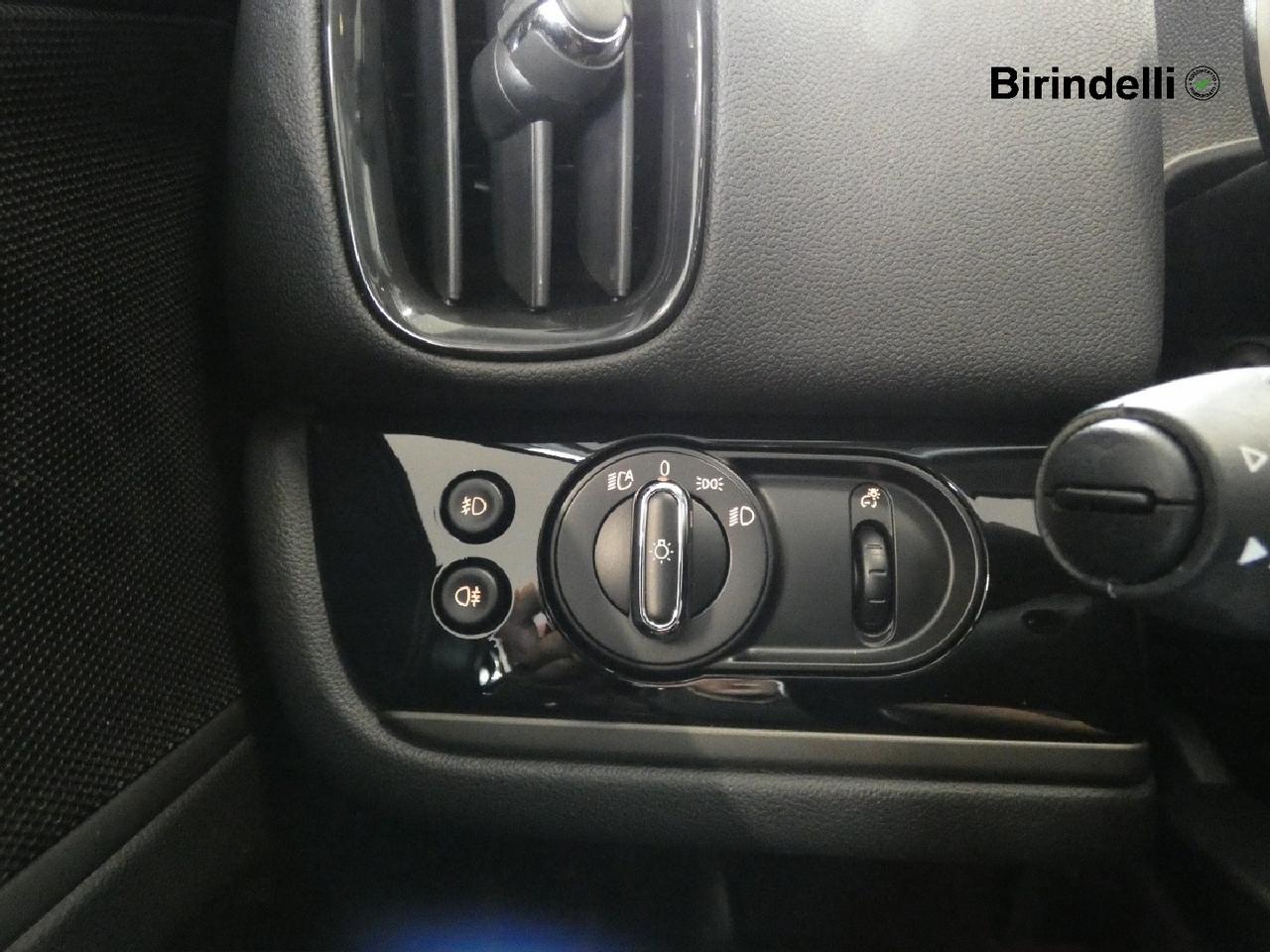 MINI Mini Countrym.(F60) - Mini 1.5 Cooper Business Countryman