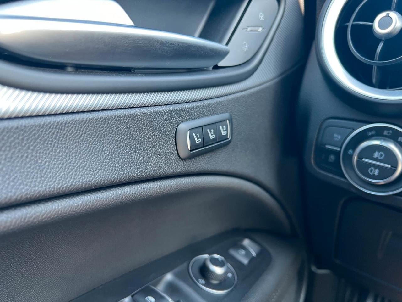 Alfa Romeo Stelvio 2.2 Turbodiesel 210 CV AT8 Q4 Veloce Tì