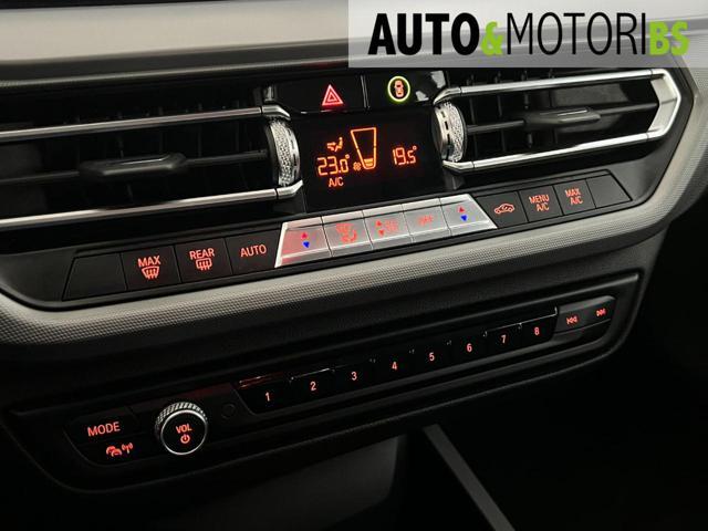 BMW 118 i 5p. Advantage *BOOKSERVICE*