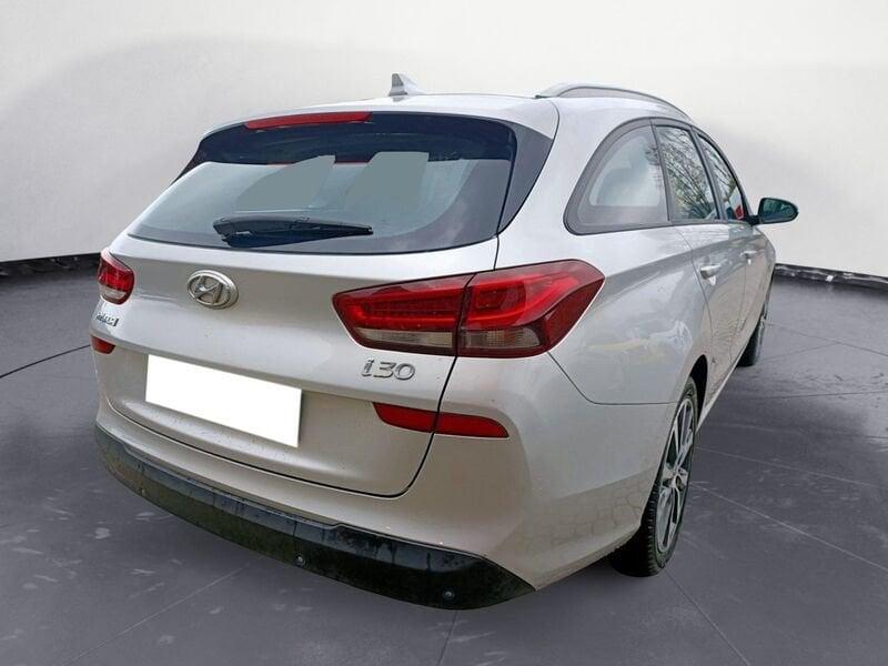 Hyundai i30 Wagon 1.6 CRDi 110cv Comfort DCT