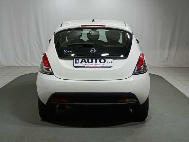 Lancia Ypsilon 1.2 69 CV 5 porte GPL Ecochic Gold